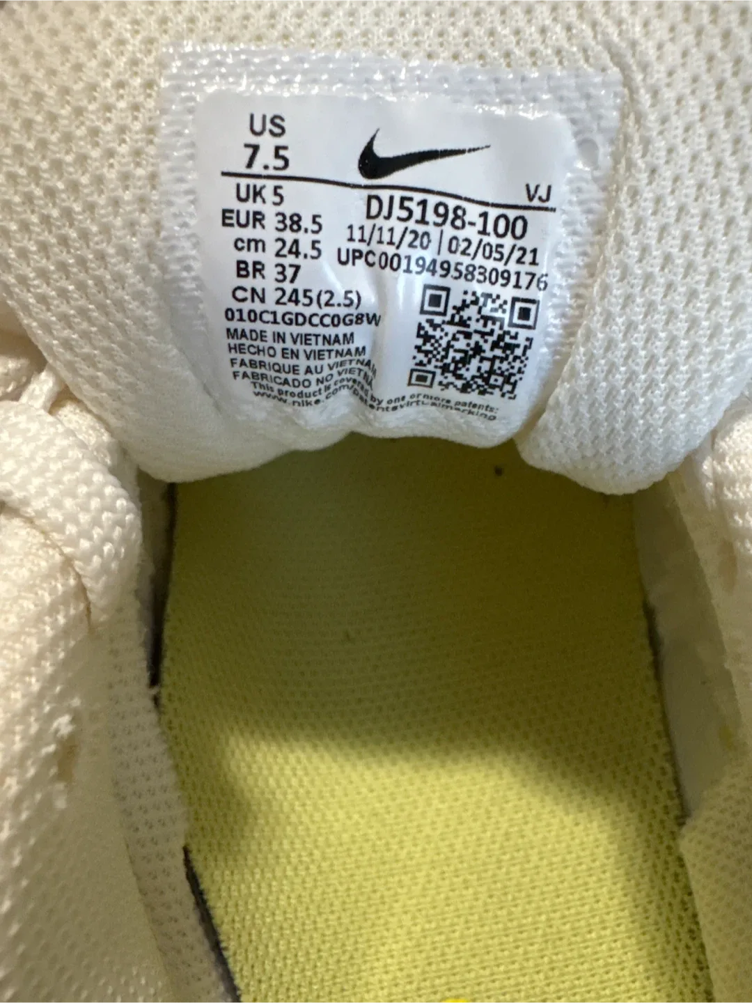 Nike Air Max 90 size 7.5 US image indicator(3)