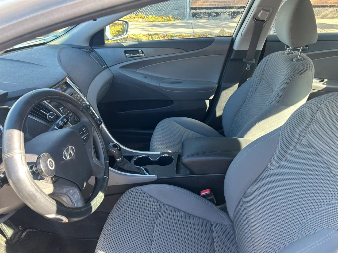 2011 Hyundai Sonata image indicator(5)