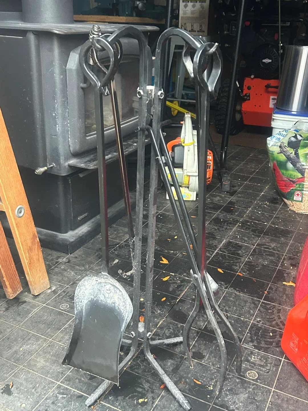 Black Wood Stove & Accessories image indicator(2)