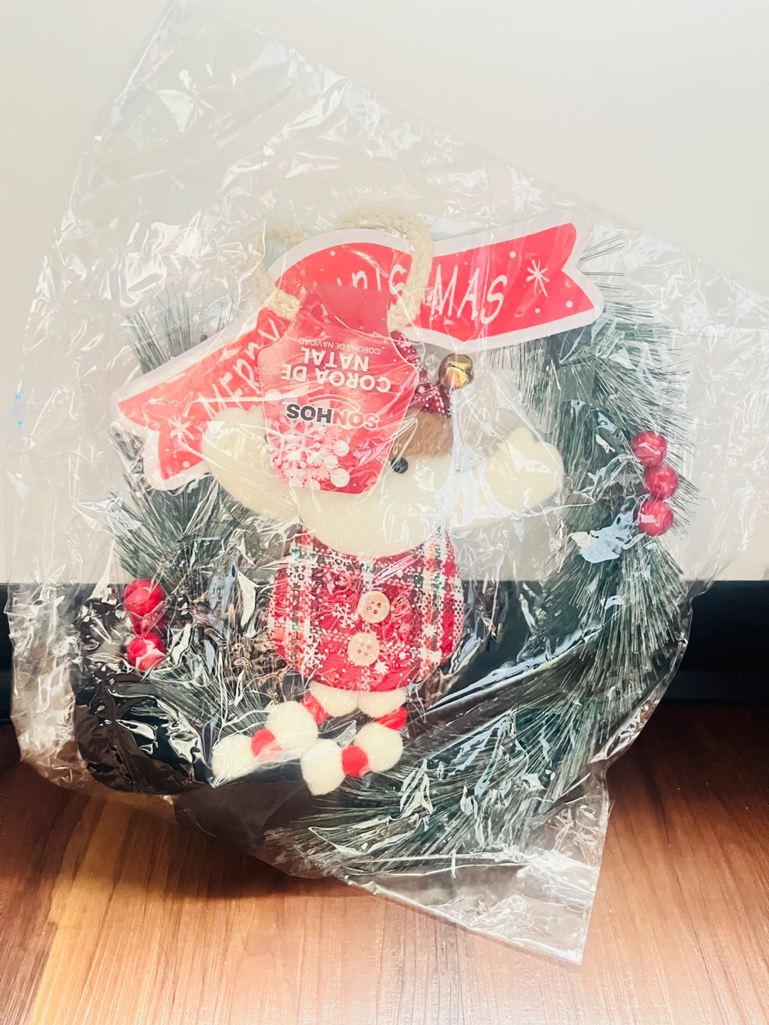 Sohos Christmas Wreath - New in Package!