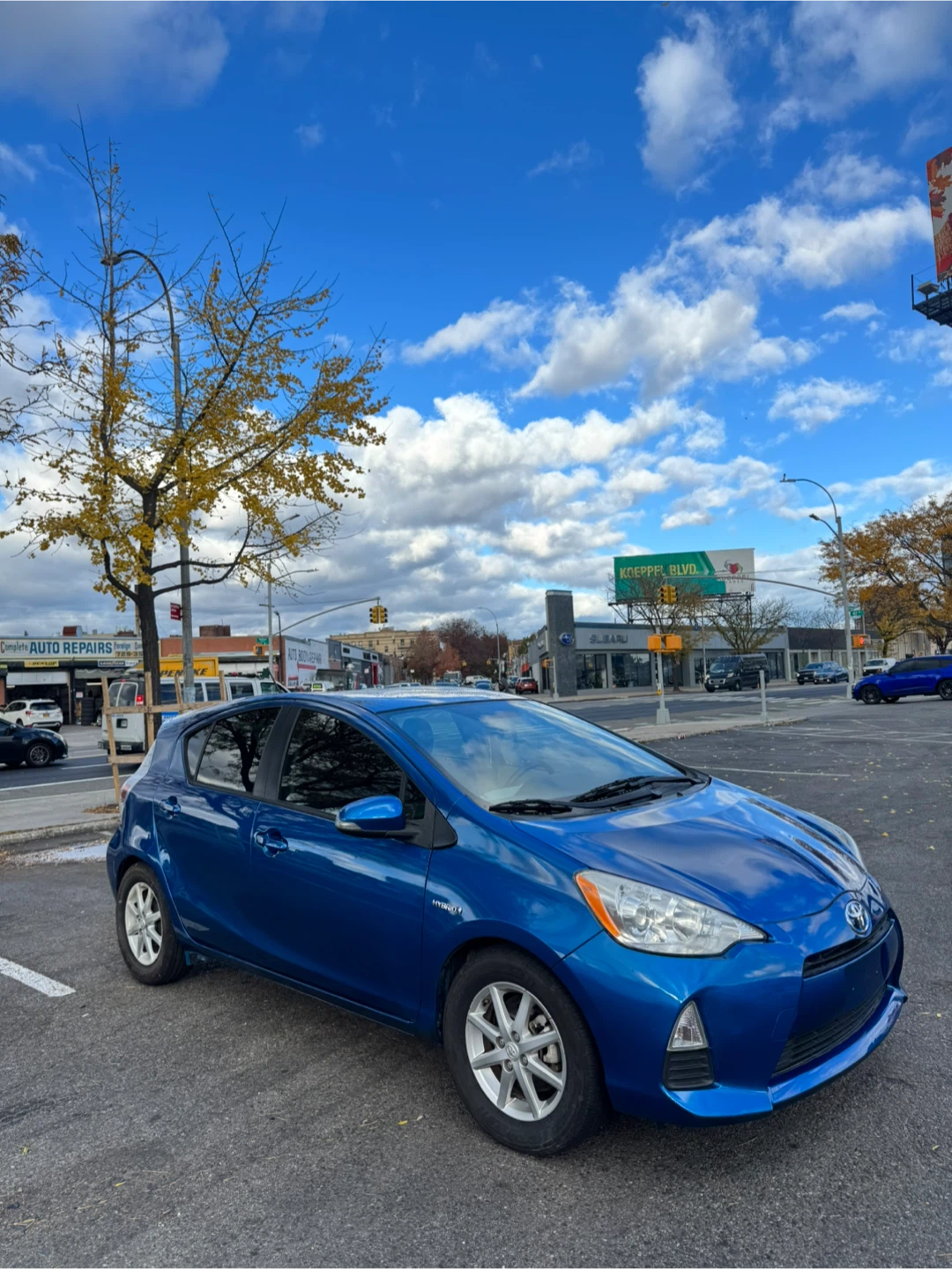 2012 Toyota Prius C Hatchback - photo 3