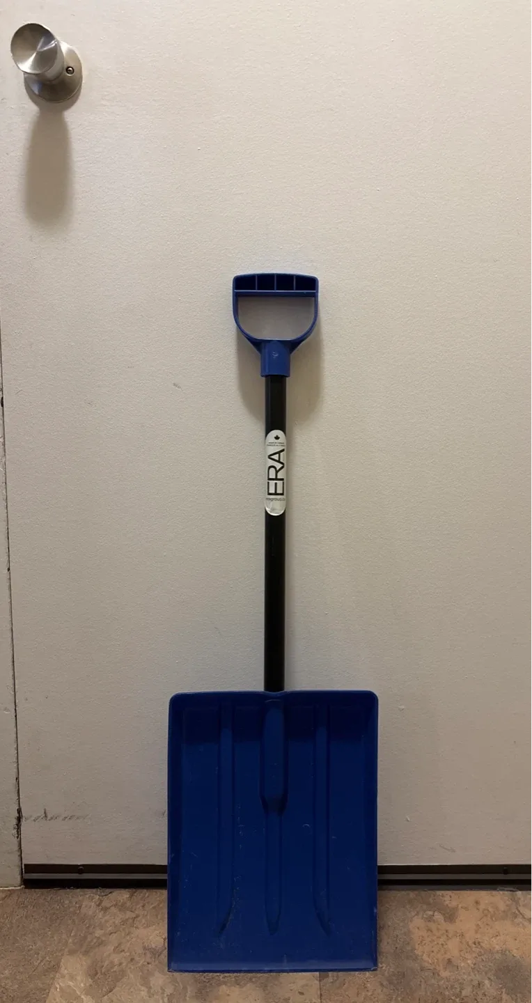ERA Snow Shovel - Blue image indicator(3)