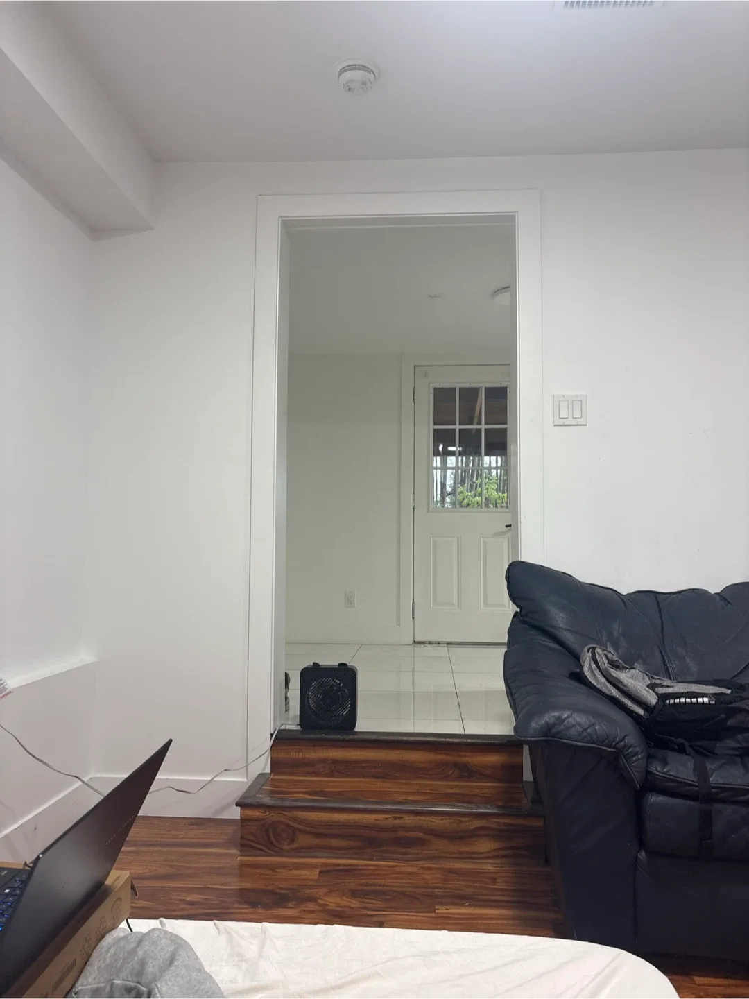 Room for rent image indicator(2)