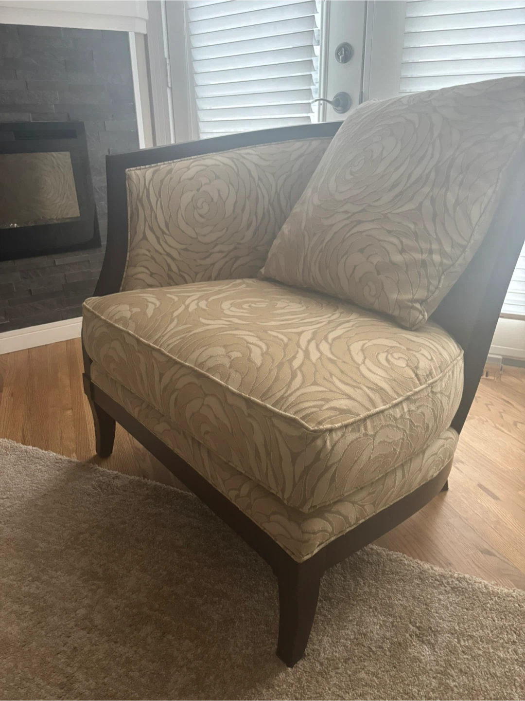 2 living room chairs - photo 2