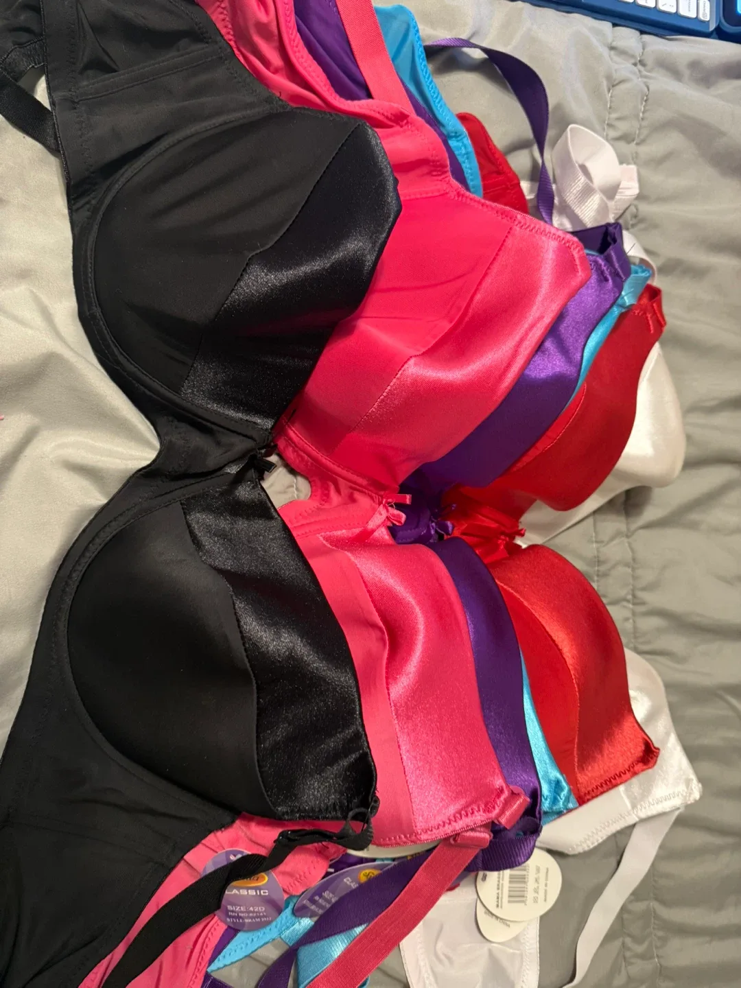 Sophia Classic Bras - Size 42D thumbnail