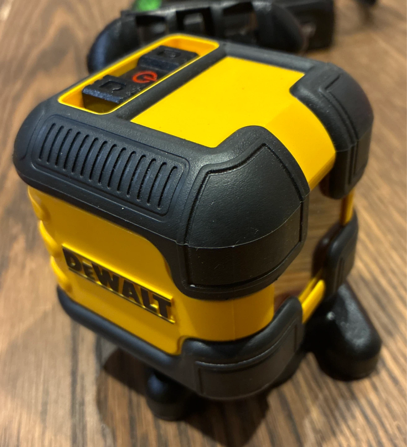 DeWalt Line Laser Tools Easy Mount Measure - photo 3