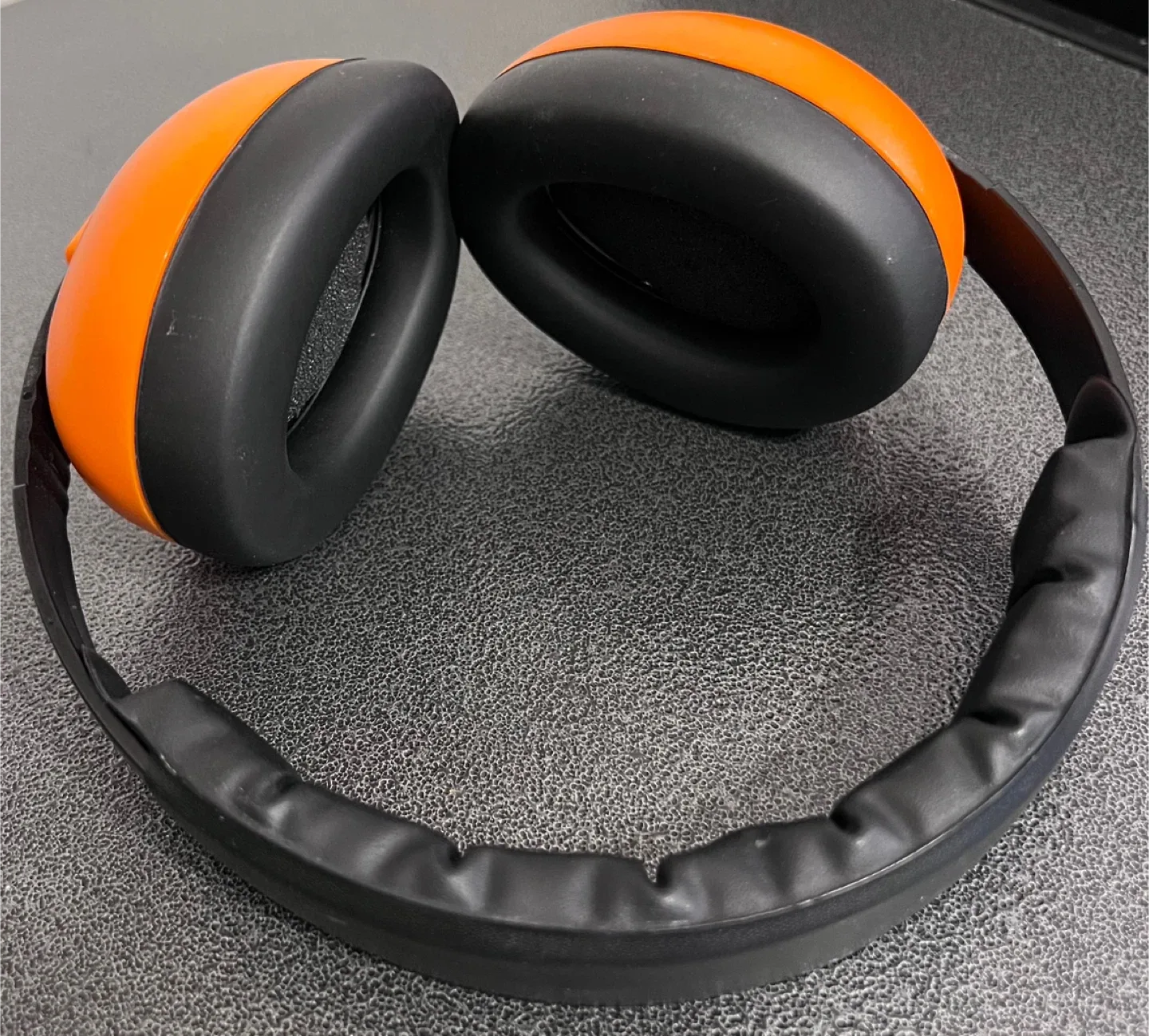 BANZ Kids Hearing Protection Earmuffs – orange image indicator(7)