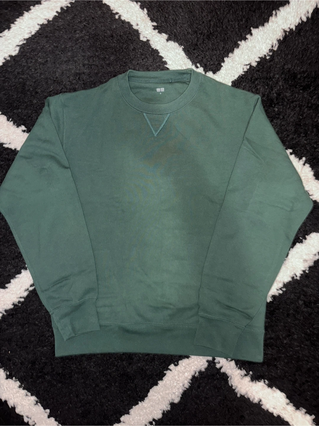 Uniqlo Crew Neck Long Sleeve Shirt - Green - photo 2