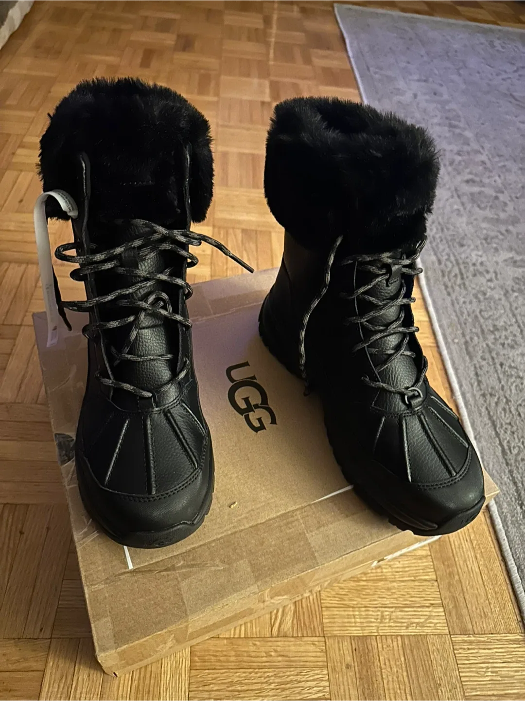 UGG Women's Adirondack III Black Boots image indicator(2)