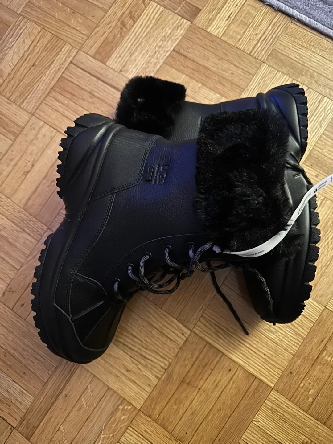 UGG Women's Adirondack III Black Boots image indicator(8)