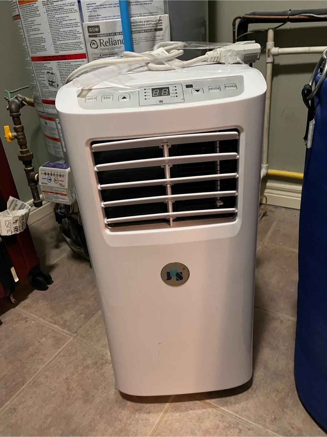 JHS A019-8KR/A 8,000 BTU Portable Air Conditioner