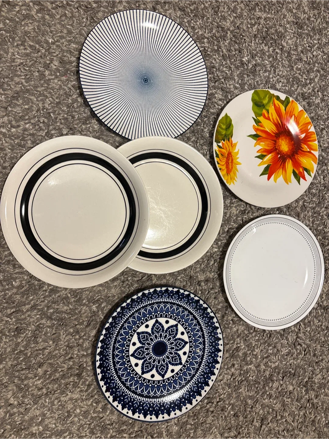 Assorted Decorative Plates image indicator(6)