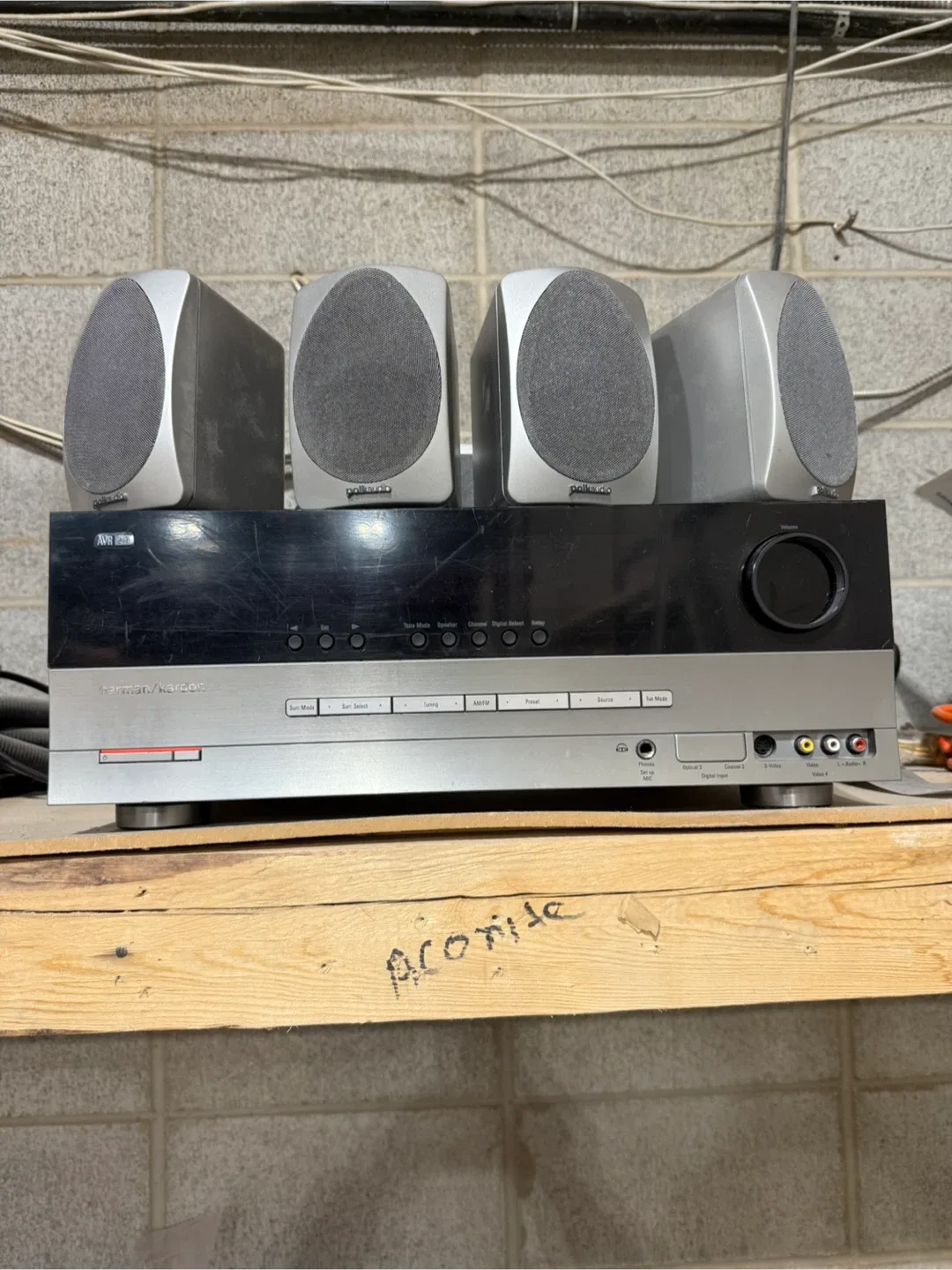 Harmon Kardon/Polk Audio (Package Deal) image indicator(2)