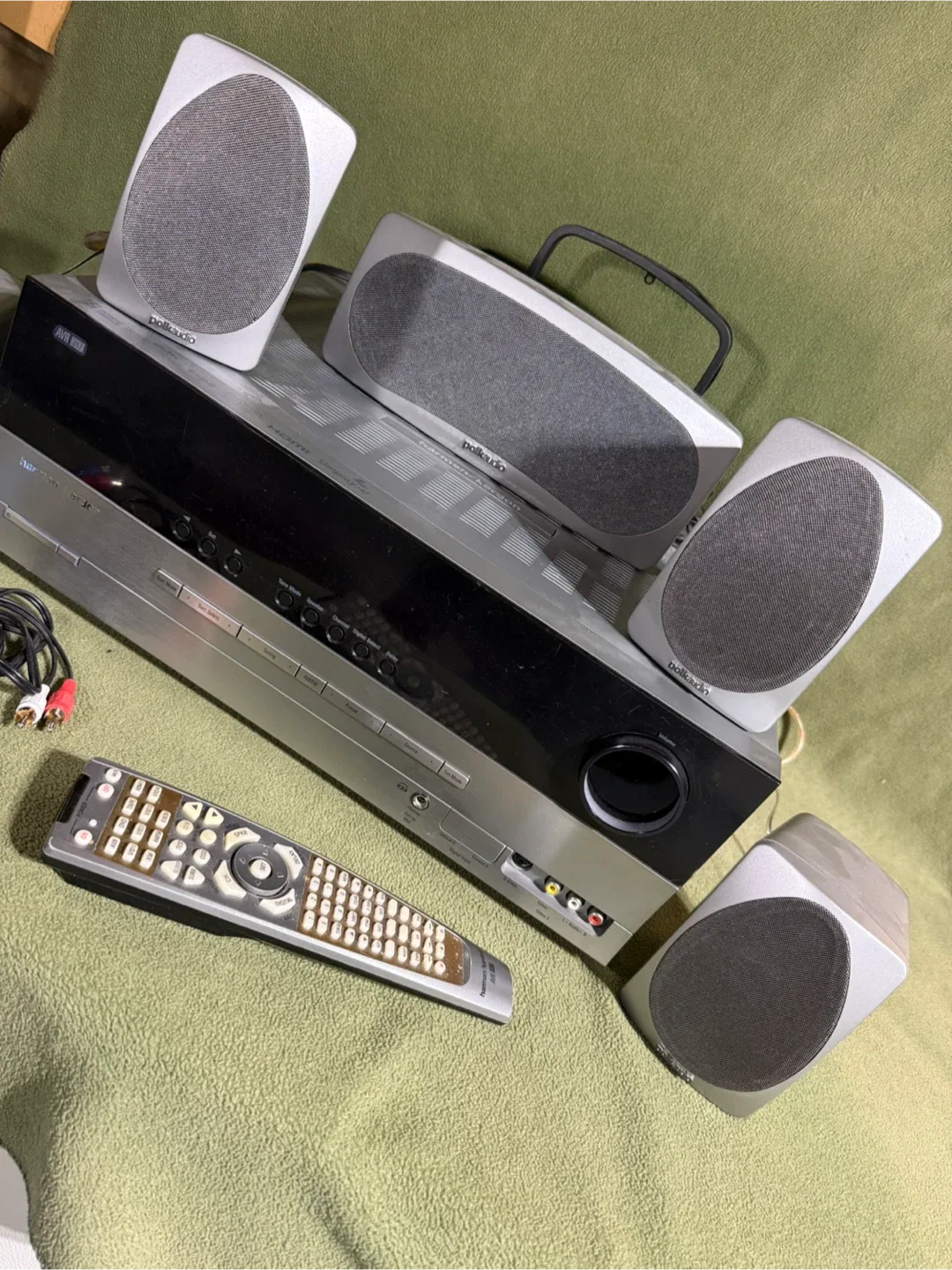 Harmon Kardon/Polk Audio (Package Deal) image indicator(7)