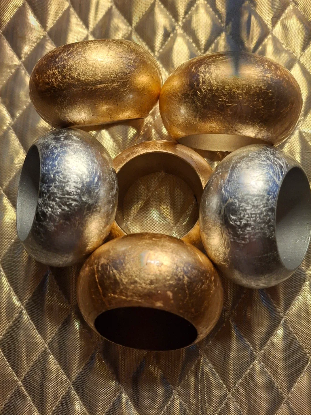 Set of 6 gold and silver napkin rings image indicator(2)