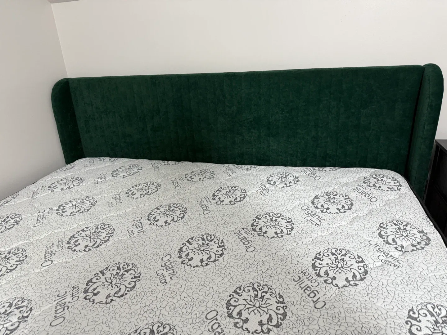 King Size Green Velvet Headboard image indicator(2)