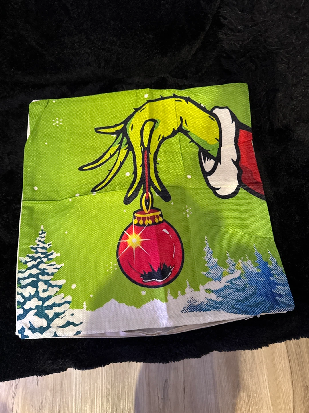 Christmas themed pillow covers - photo 2
