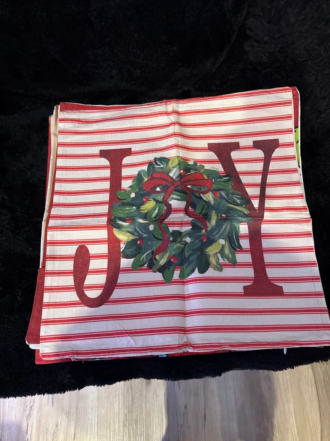 Christmas themed pillow covers image indicator(7)