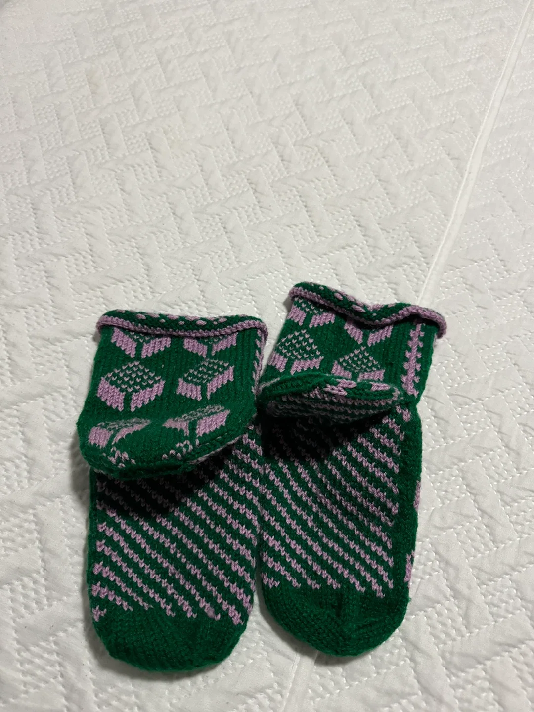 Handmade Green & Lavender Knitted Slippers image indicator(2)