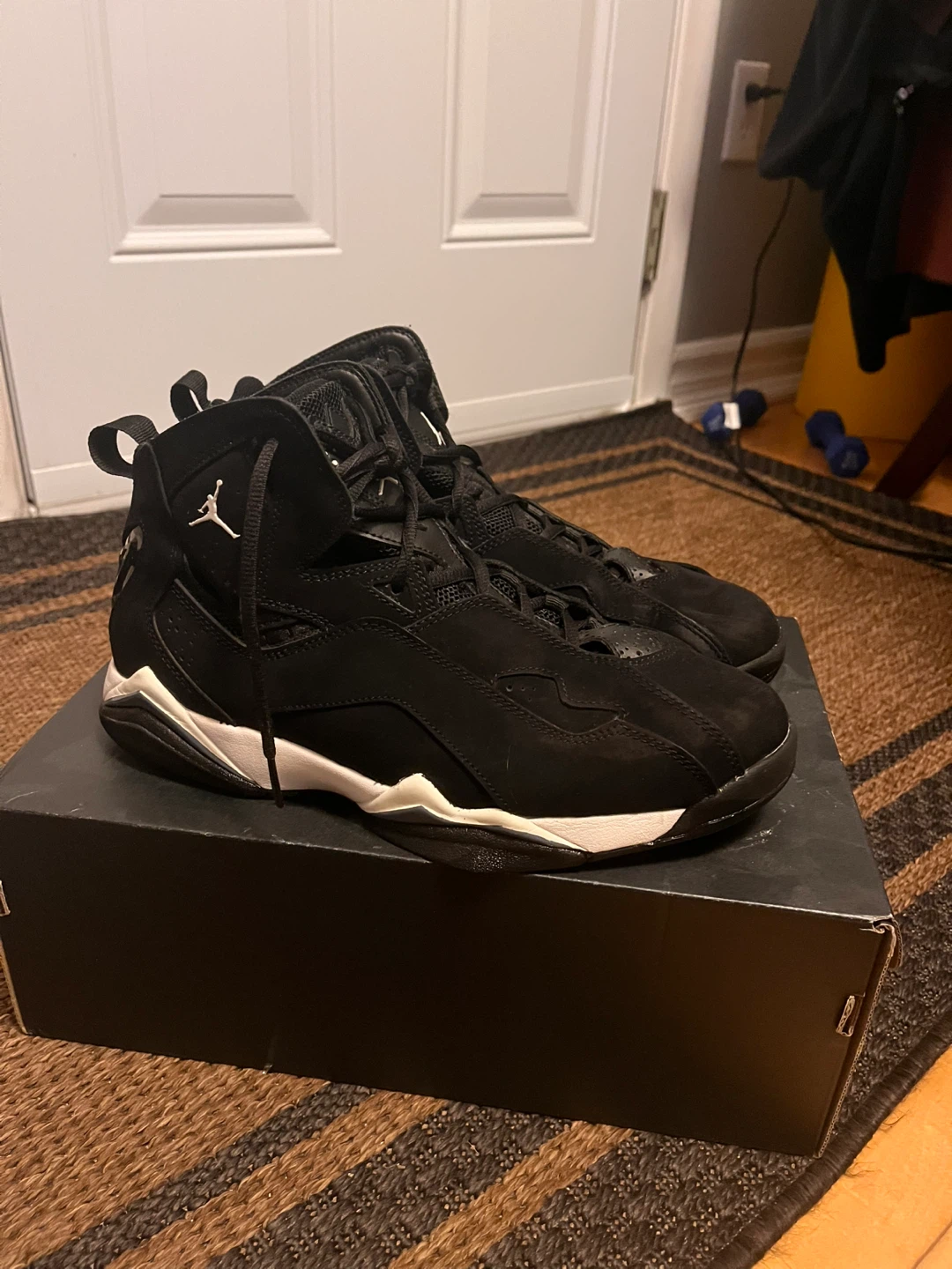 Jordan True Flight Black/Phantom - Size 8.5 - photo 2