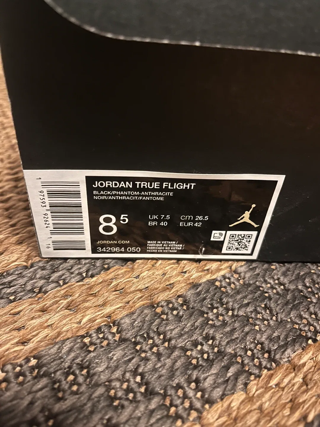 Jordan True Flight Black/Phantom - Size 8.5 image indicator(4)