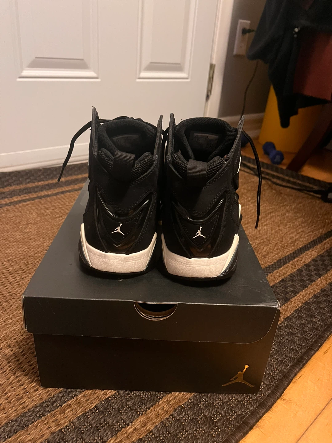 Jordan True Flight Black/Phantom - Size 8.5 - photo 3