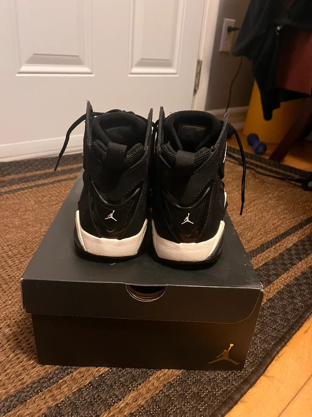 Jordan True Flight Black/Phantom - Size 8.5 image indicator(3)