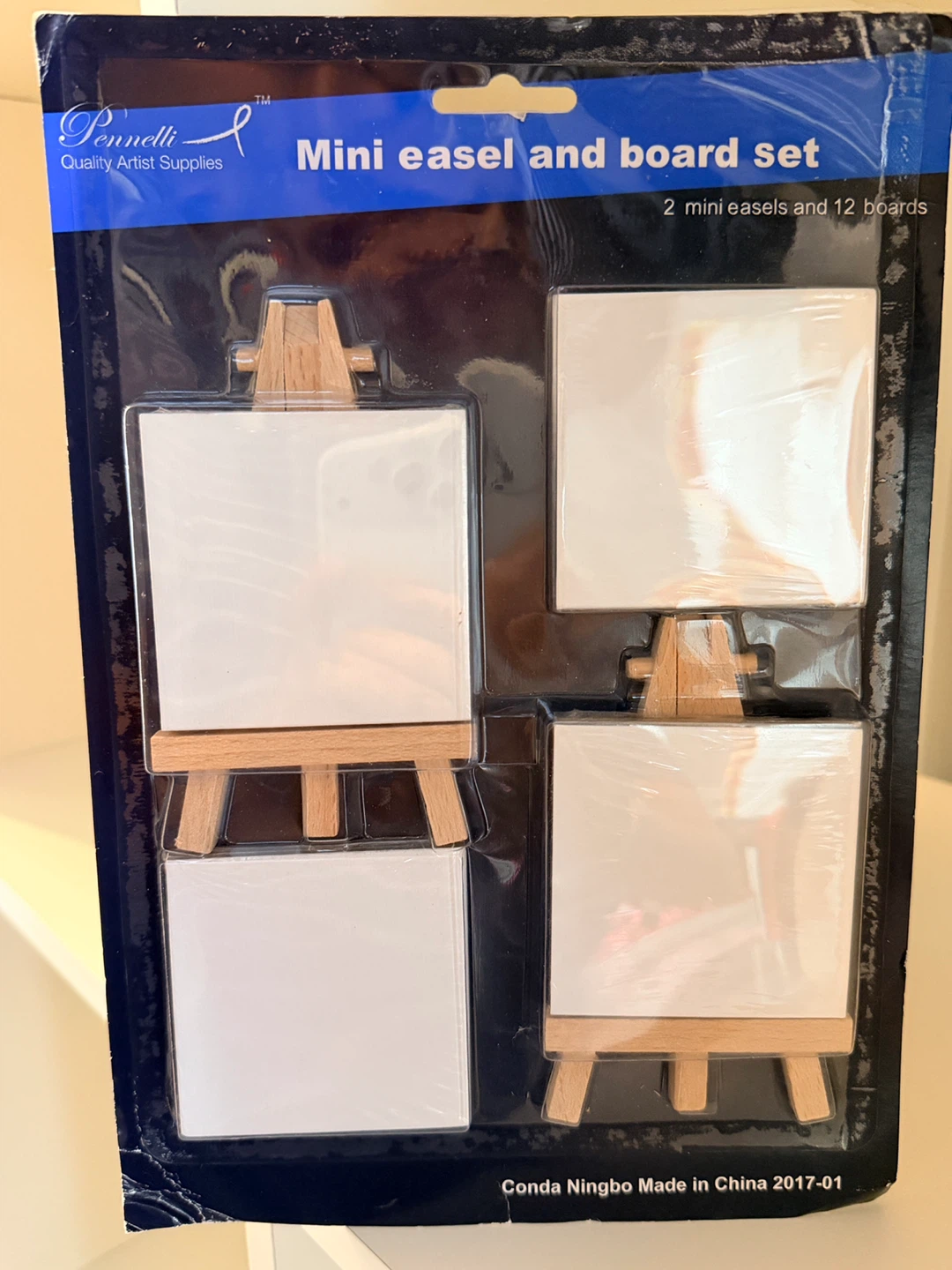 Mini Easel and Board Set - New