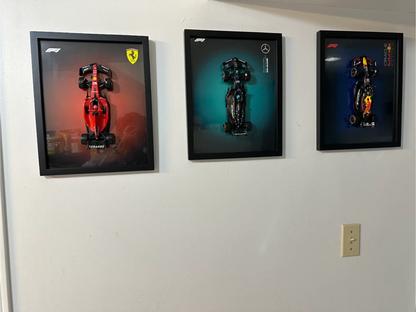 Formula 1 (F1) framed art with car image indicator(5)