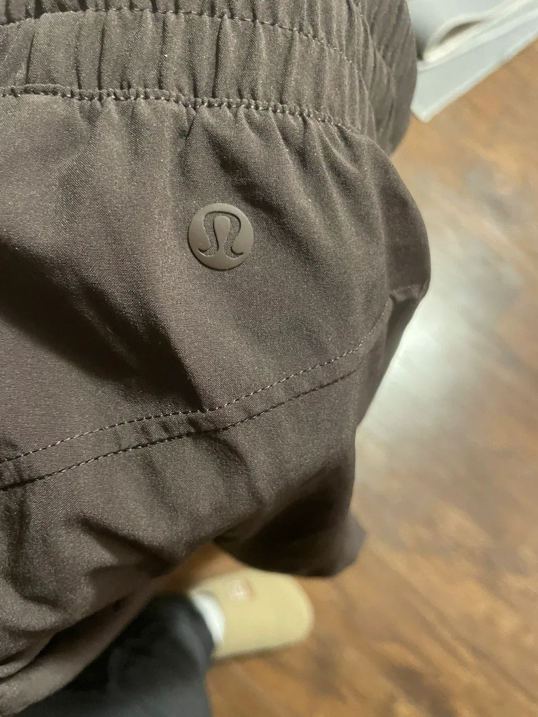 Lululemon Wide Leg Pants - Size 6 image indicator(5)