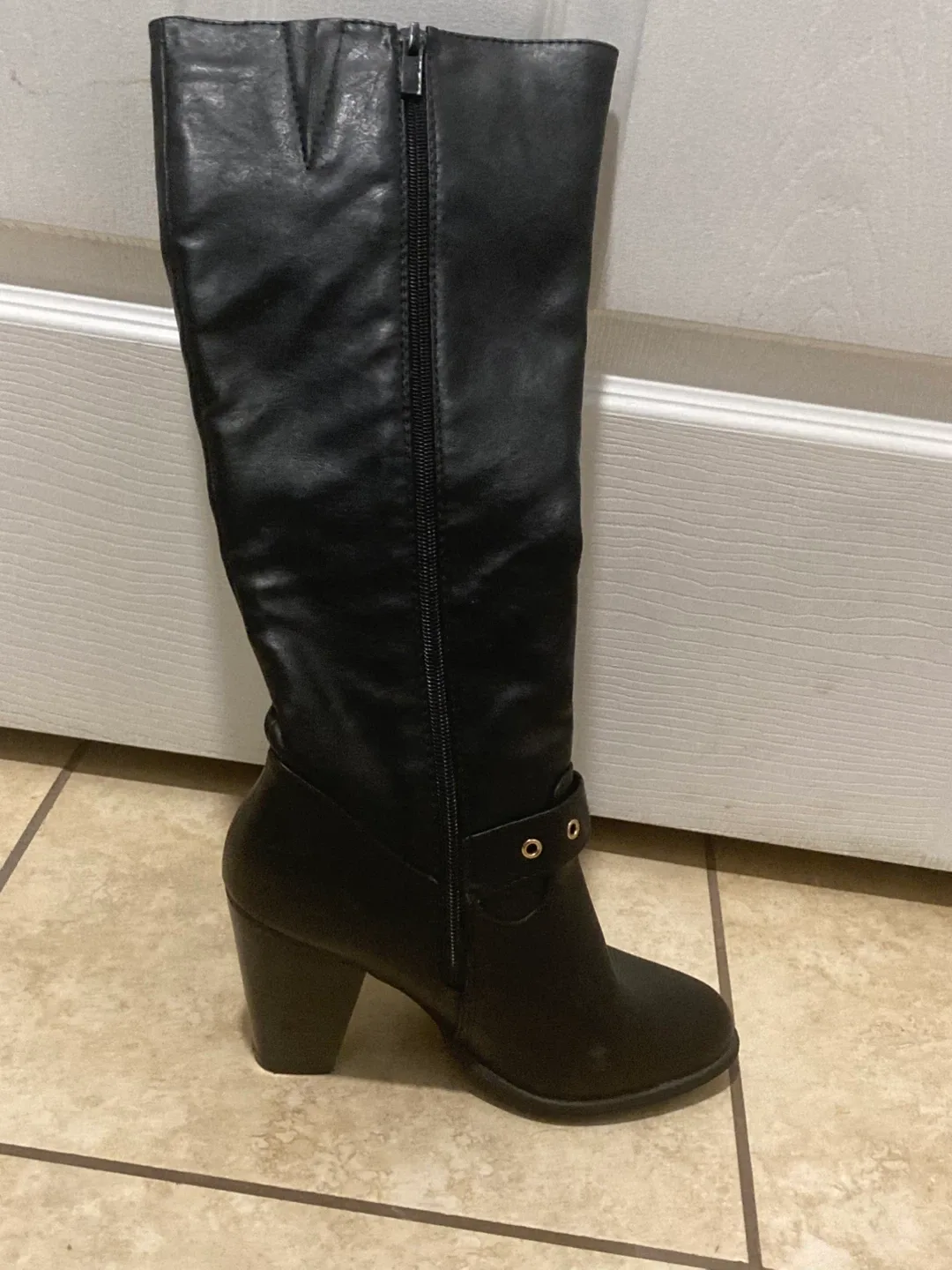 Black Knee-High Boots, Size 7 image indicator(3)