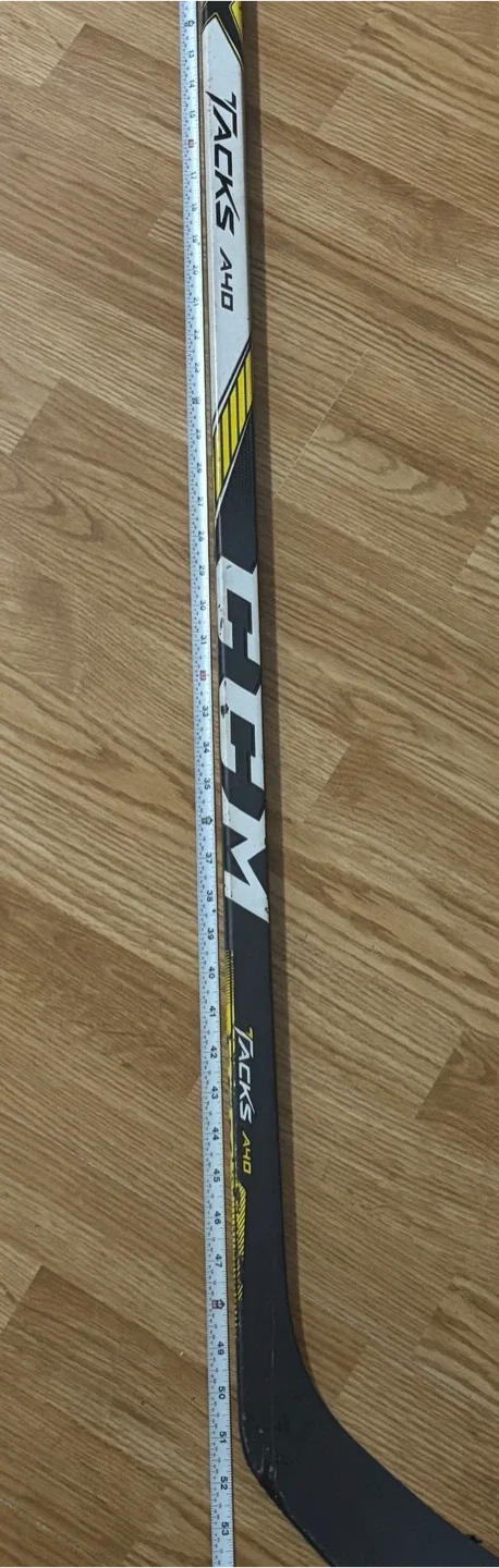CCM Tacks A4.0 Hockey Stick image indicator(8)