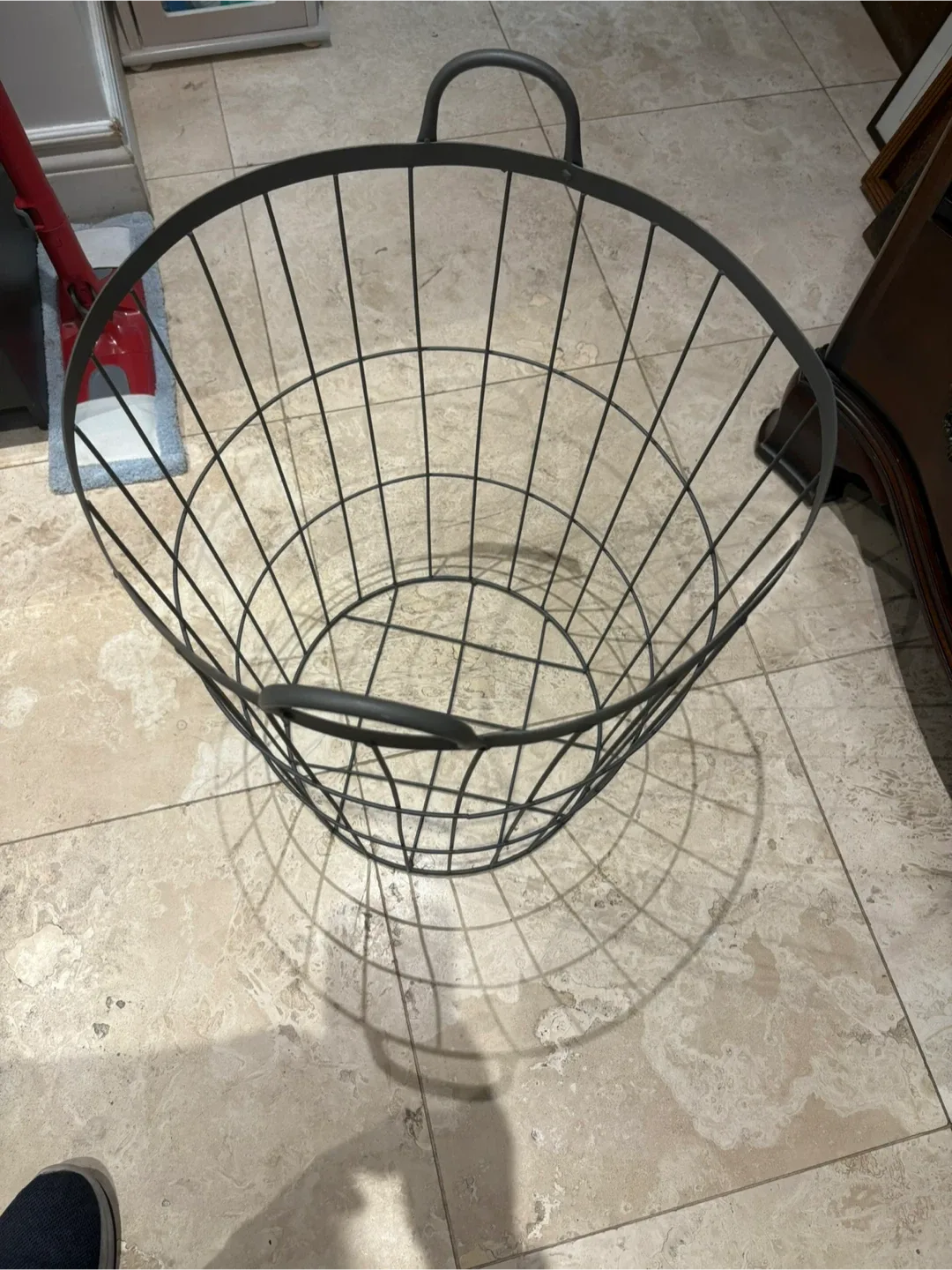 Metal Wire Basket with Handles image indicator(2)