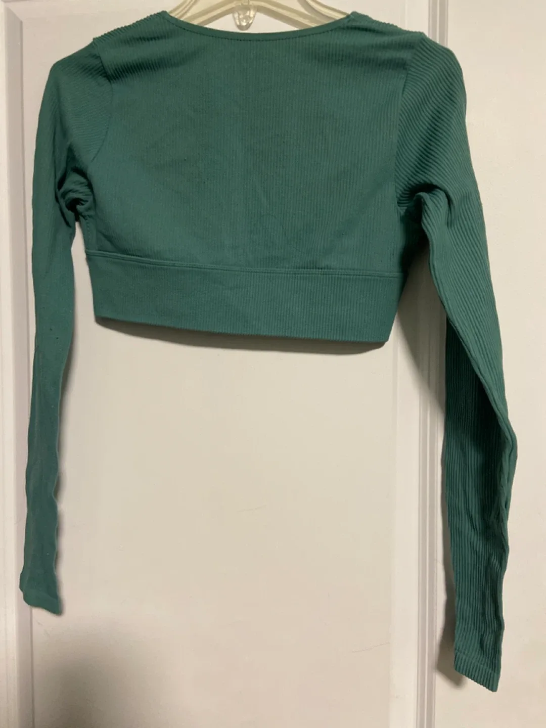 Garage Green Long Sleeve Crop Top - Size M image indicator(2)