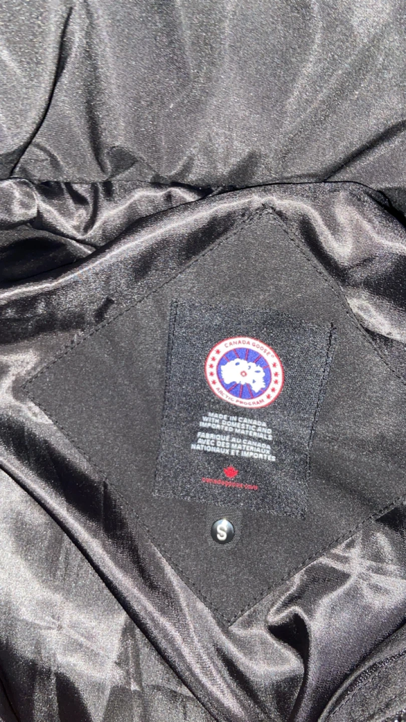 ‼️Canada Goose Wyndham- Size S‼️ - photo 4