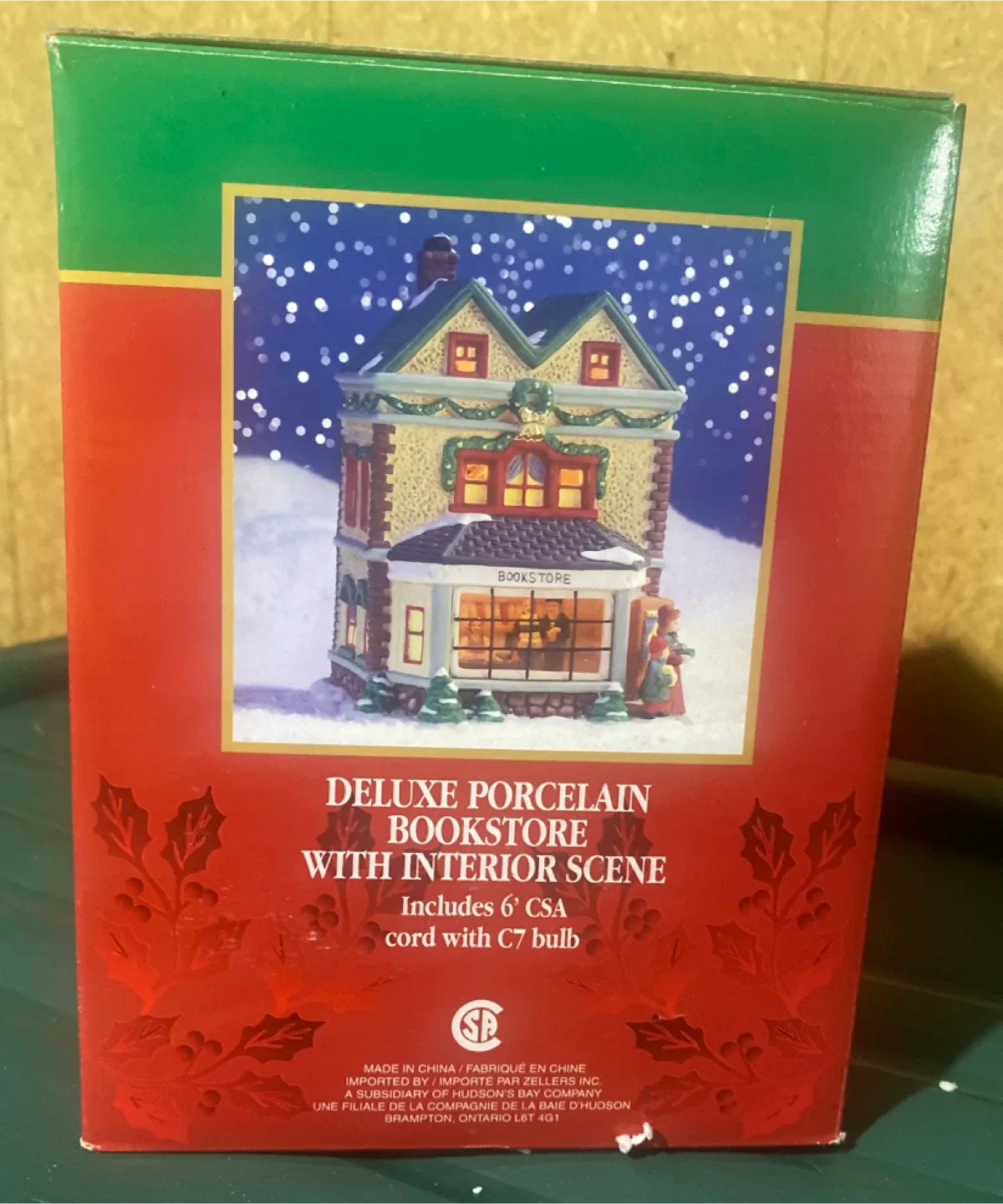 Santa's Trim Shoppe Deluxe Porcelain Bookstore image indicator(2)