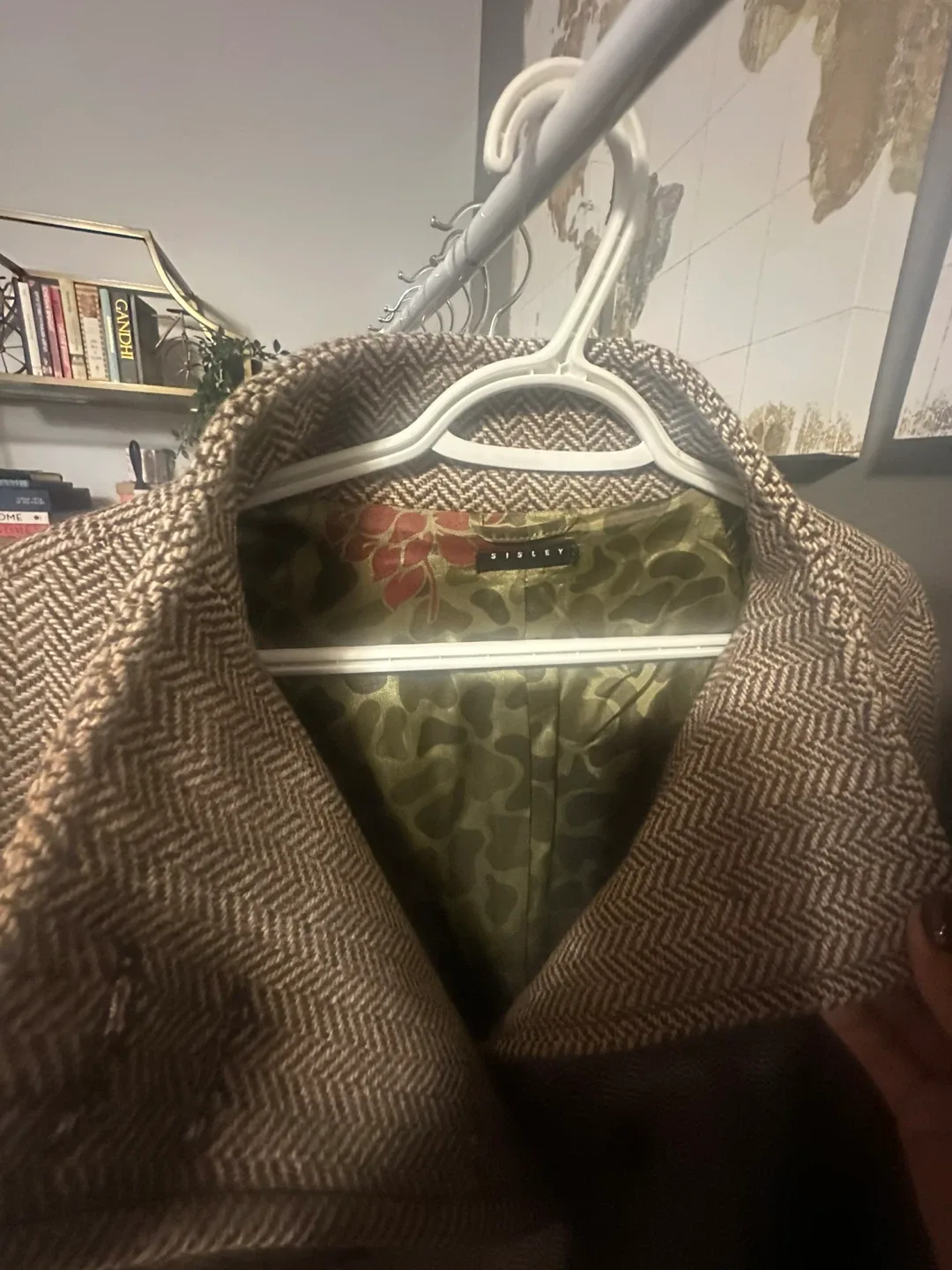 Lululemon Grey Zip-Up Jacket image indicator(9)