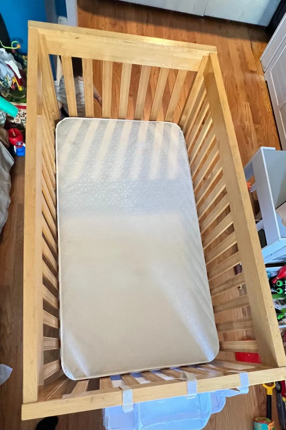 Wooden Baby Crib image indicator(2)