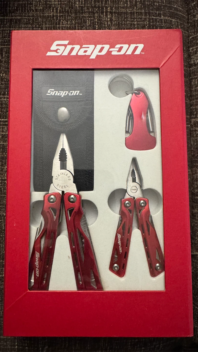 Snap-on Multi-Tool Set - Red