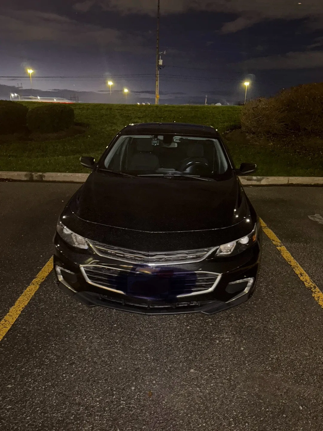 Black Chevrolet Malibu 2018 image indicator(2)