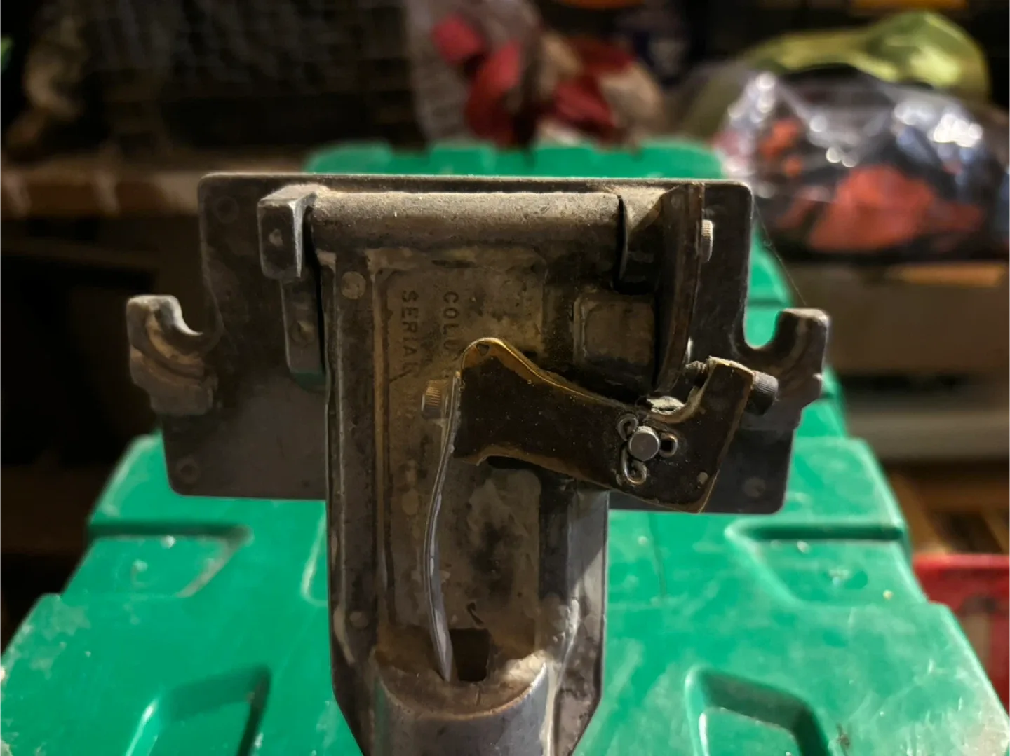 Used Columbia Taping Tool Box Handle image indicator(2)