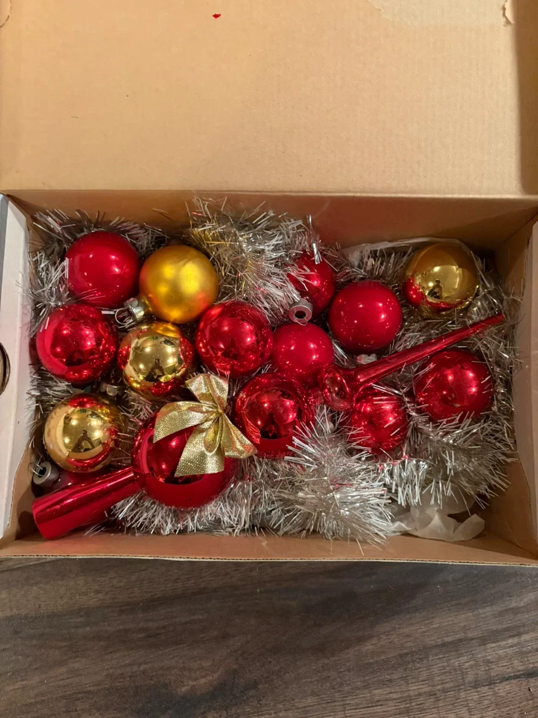 Christmas Tree / with Ornaments image indicator(3)