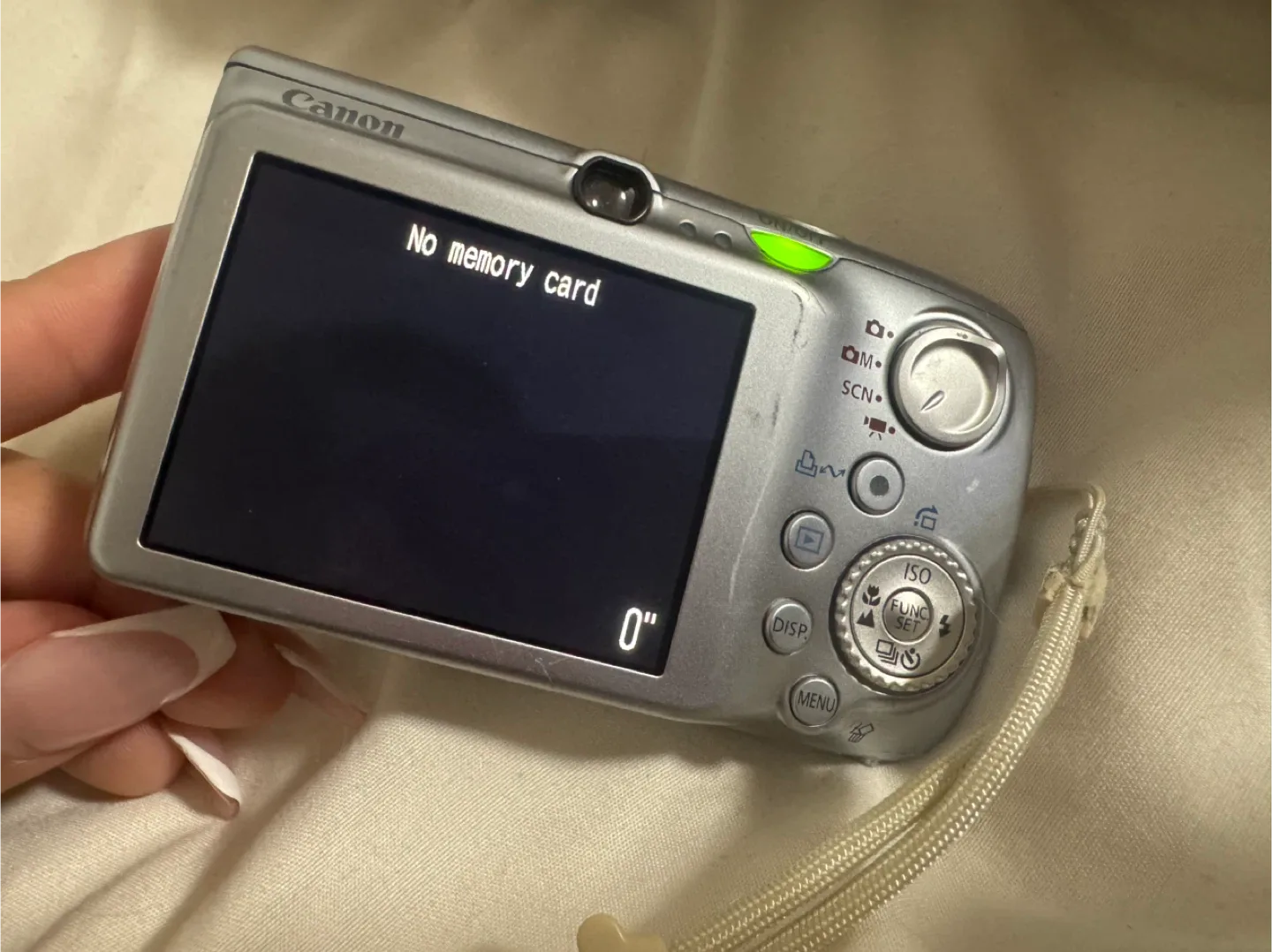 Canon PowerShot SD890 IS Digital ELPH Camera image indicator(5)