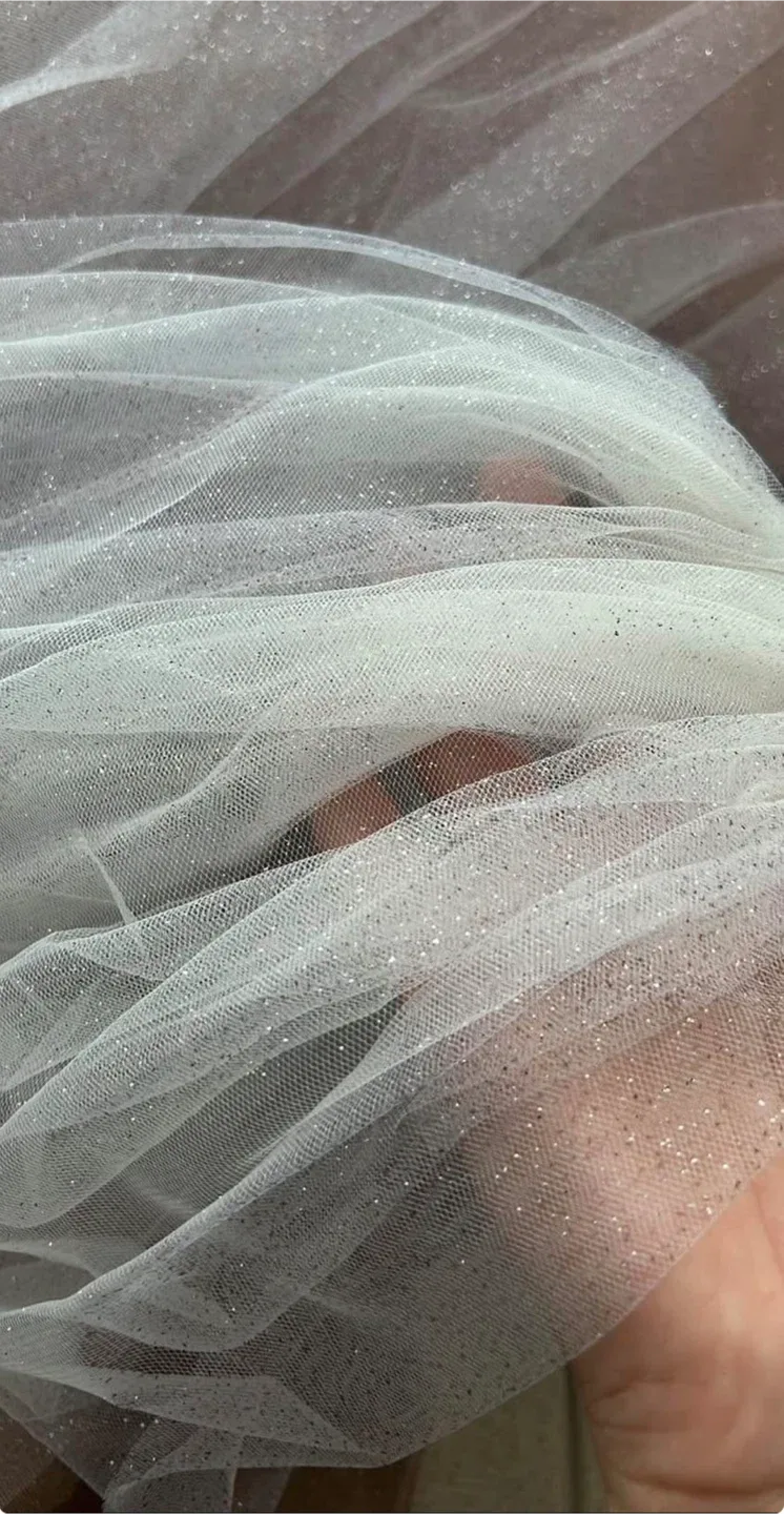 Waltz Wedding Veil - sparkle Ombre White to pink image indicator(5)