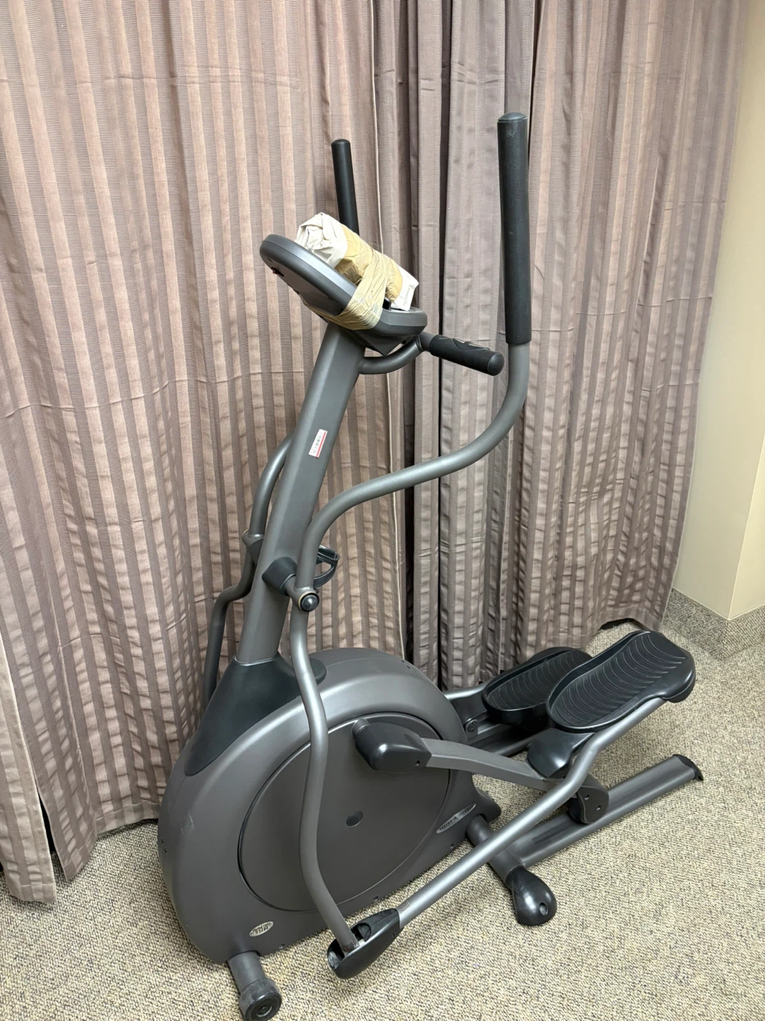 Elliptical Machine - Great Condition! - photo 2