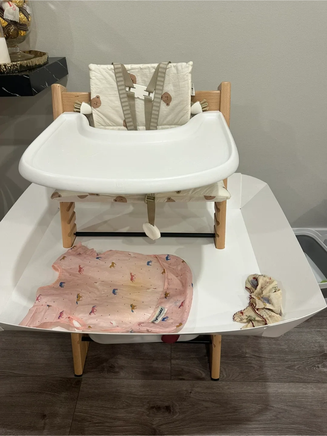 Stokke Tripp Trapp Classic Cushion V2 - Mickey Celabration image indicator(2)