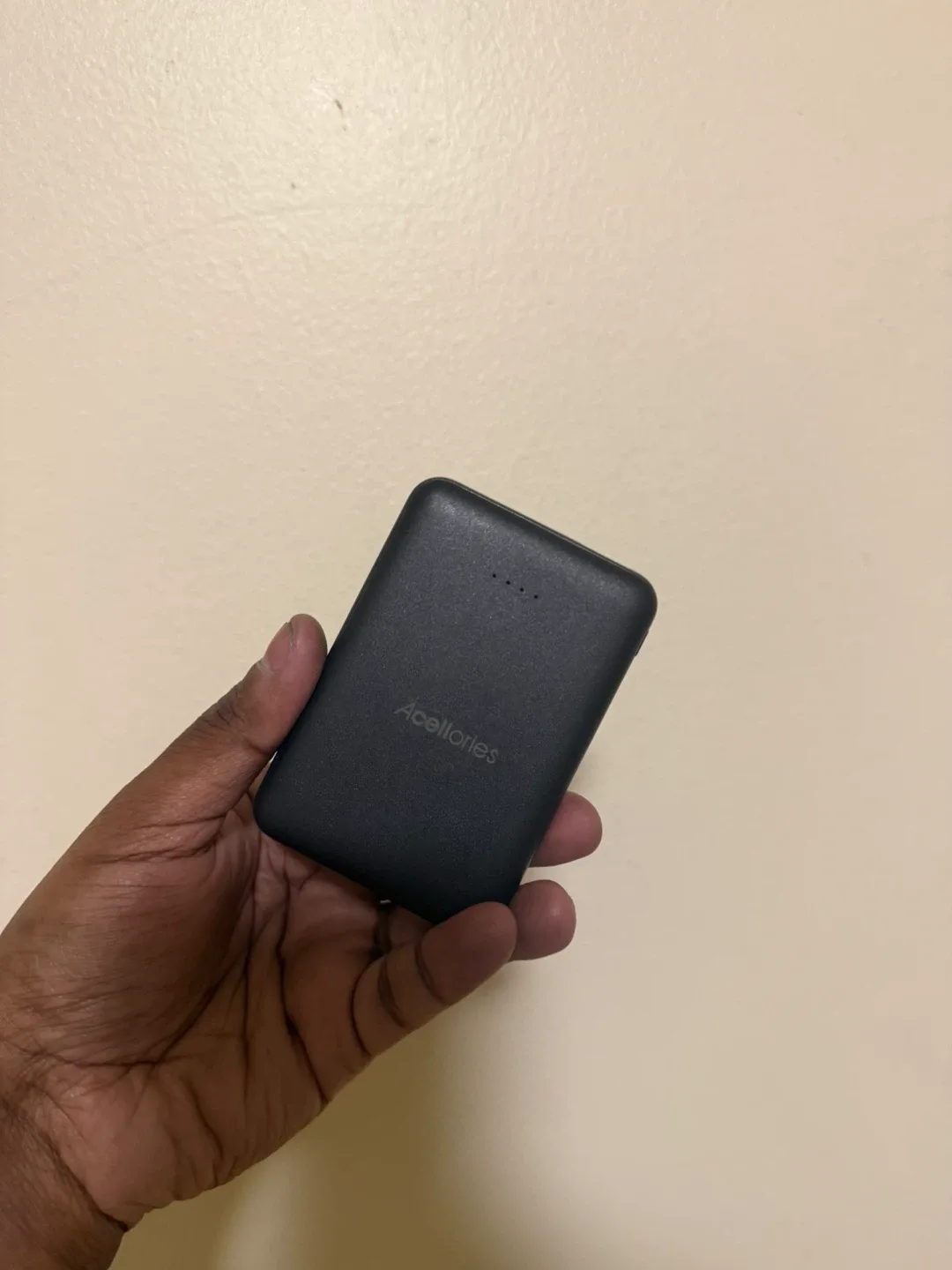 Free Portable Power Bank – 4000mAh (Acellories)