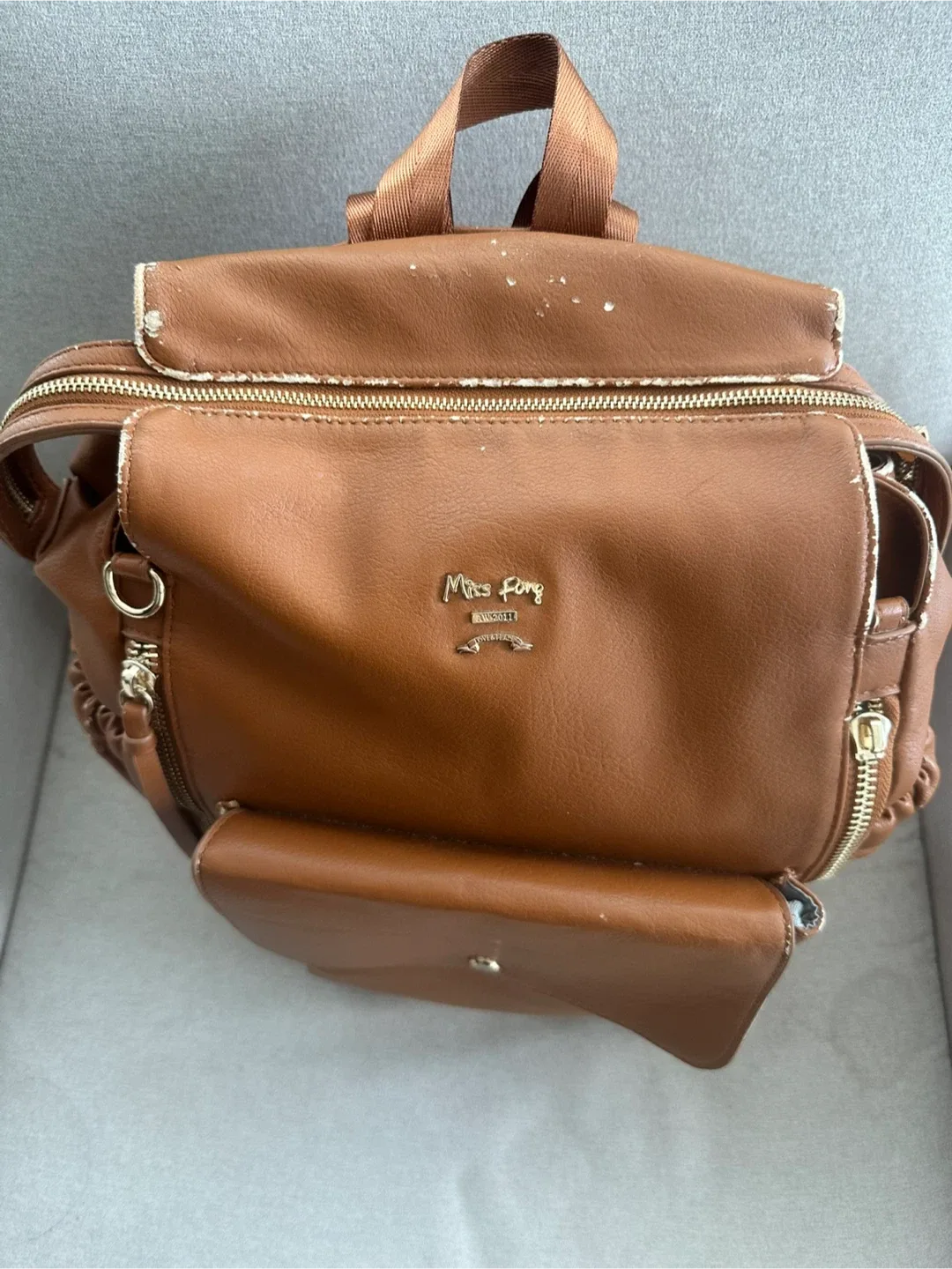Miss Fong Brown Backpack image indicator(2)