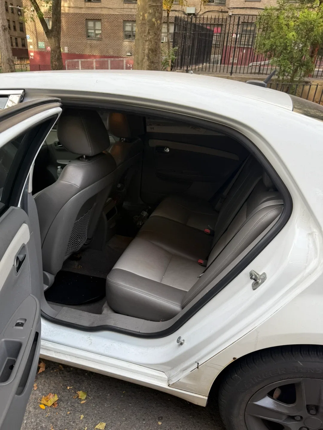 Chevy Malibu limited Edition By Owner image indicator(3)