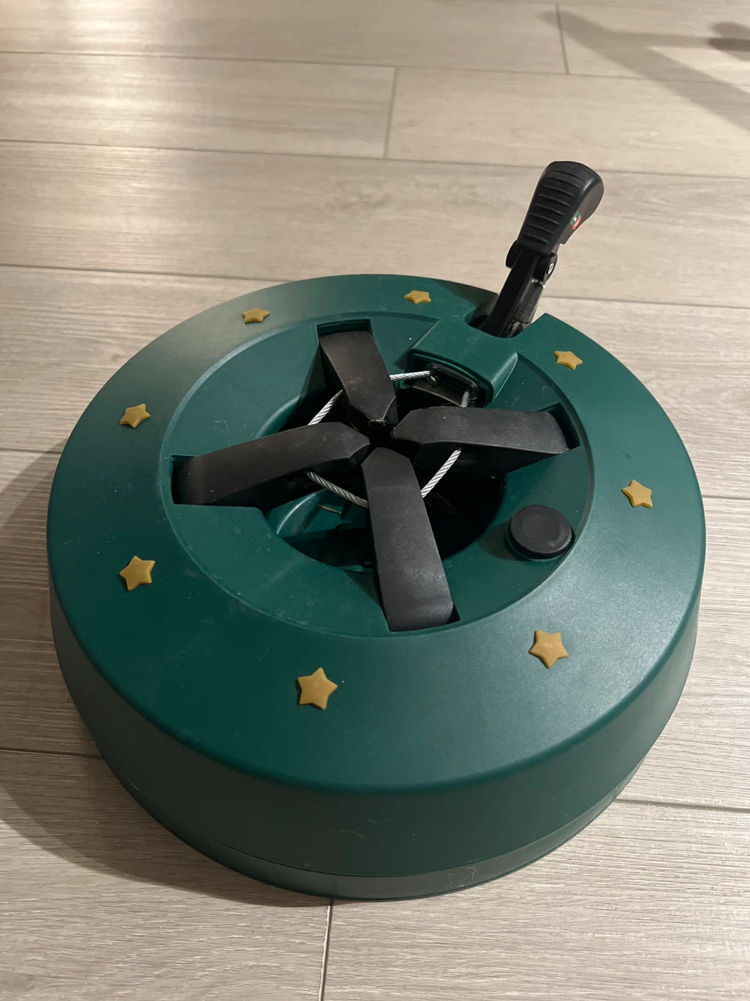 Green Christmas Tree Stand